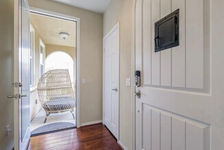 28426 Herrera St in Santa Clarita, CA - Building Photo - Building Photo