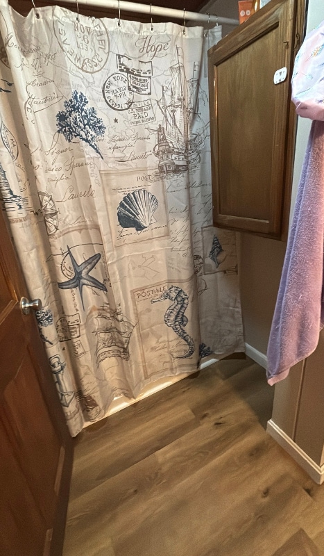 24 Mechanic St, Unit A in Warren, MA - Foto de edificio - Building Photo