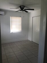 300 NW 97th St in Miami, FL - Building Photo - Building Photo