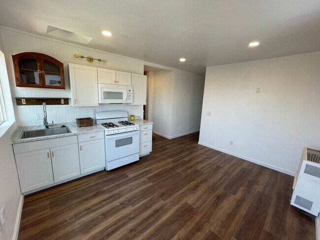 1408 Sassafras St in San Diego, CA - Building Photo - Building Photo