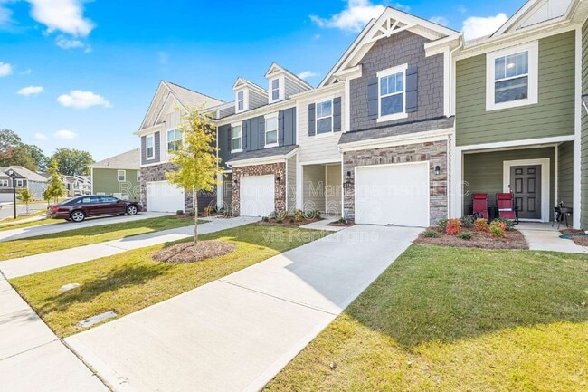 229 Quinn Rd in Wesley Chapel, NC - Building Photo - Building Photo