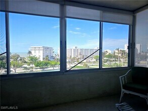 3410 Gulf Shore Blvd N in Naples, FL - Building Photo - Building Photo