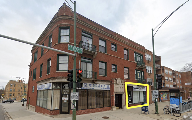 7131 N Ridge Blvd in Chicago, IL - Building Photo - Building Photo