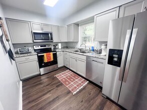 217 Bamboo Dr in Tallahassee, FL - Building Photo - Building Photo