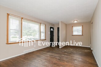 20 Florissant Park Dr in Florissant, MO - Building Photo - Building Photo