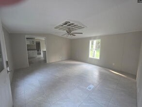 1527 Middlepen Rd SE in Orangeburg, SC - Building Photo - Building Photo