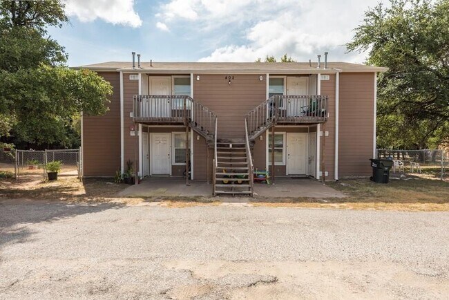 property at 402 Algerita Dr