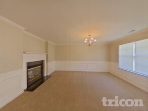 6601 Pamplona Pl in Atlanta, GA - Foto de edificio - Building Photo