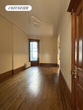323 Washington Ave in Brooklyn, NY - Building Photo - Building Photo