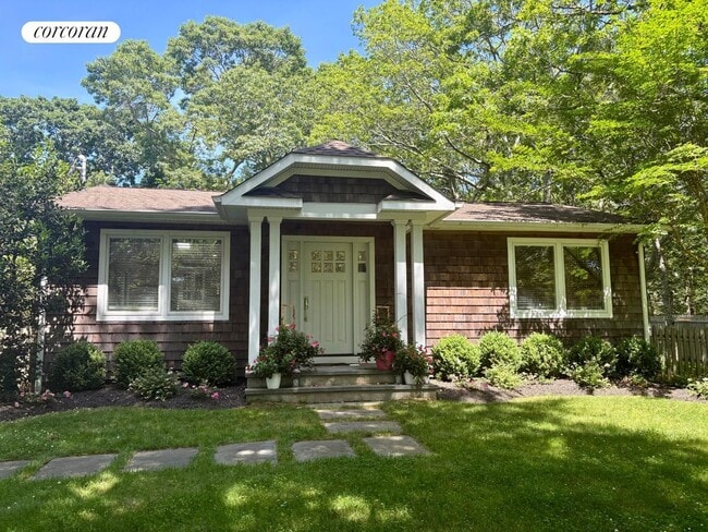 property at 77 Huntington Crossway