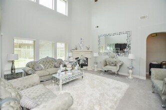 6638 Miller Shadow Ln in Sugar Land, TX - Building Photo - Building Photo