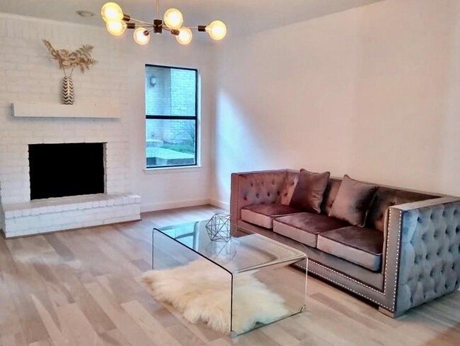 property at 824 Banister Ln