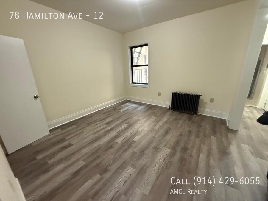 78 Hamilton Ave in Yonkers, NY - Building Photo