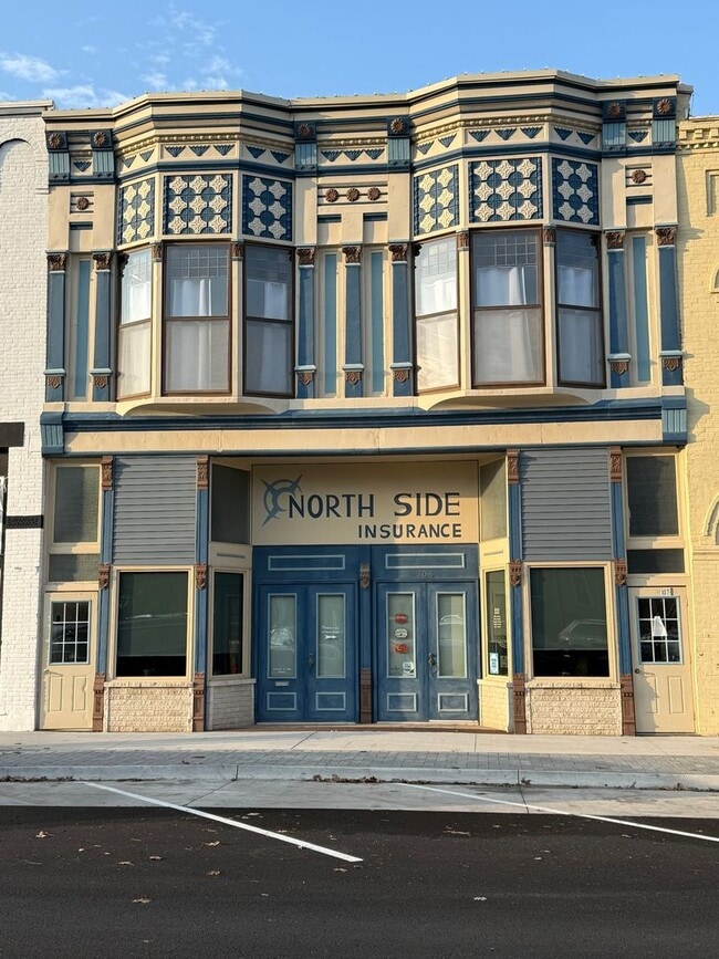 property at 106 E Jefferson St