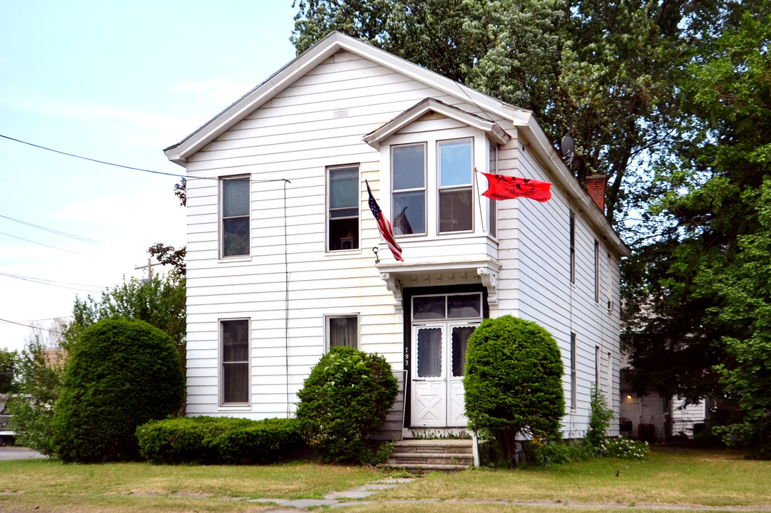 799 2nd Ave in Troy, NY - Building Photo