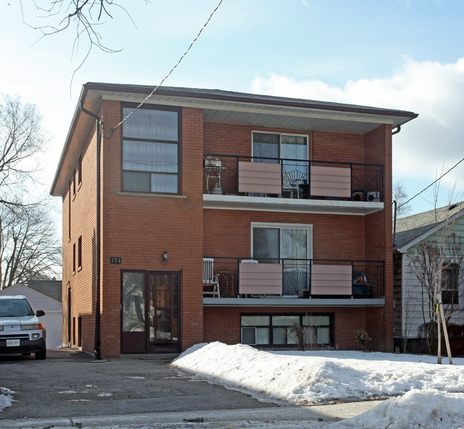 151 Hillside Ave in Toronto, ON - Building Photo - Primary Photo