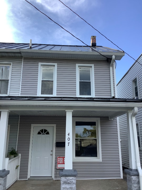 407 Herman Ave in Lemoyne, PA - Building Photo