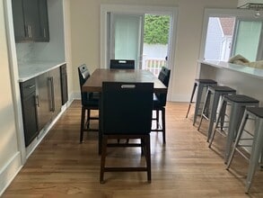 296 Reef Rd in Fairfield, CT - Building Photo - Building Photo