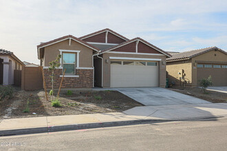 12623 W Morten Ave in Glendale, AZ - Building Photo - Building Photo