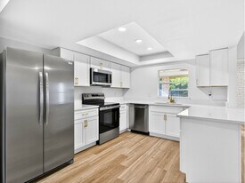 709 Brookview Dr in Garland, TX - Building Photo