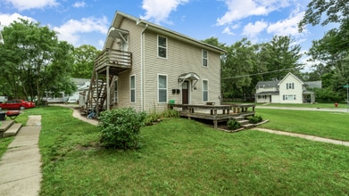 502 S Pine St in Mt. Pleasant, MI - Building Photo - Building Photo