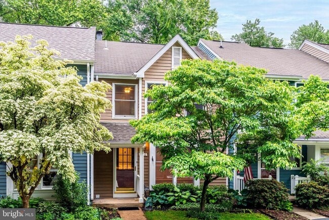 property at 1516 Poplar Grove Dr