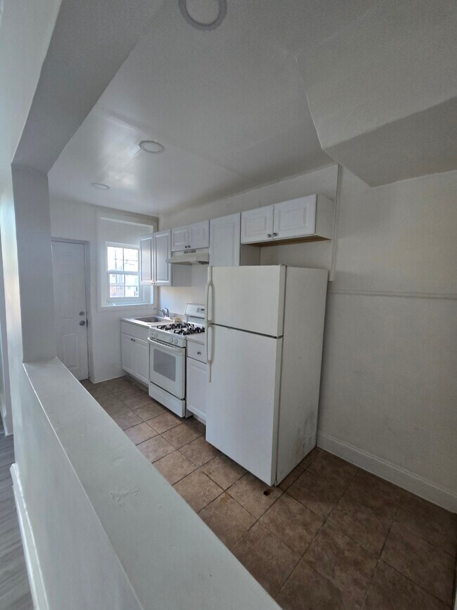 2699 S 61st St in Philadelphia, PA - Building Photo - Building Photo