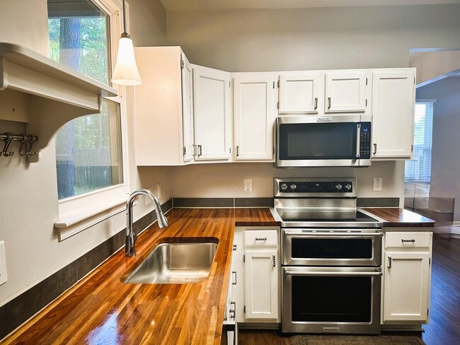 property at 322 Ash Wood Dr