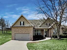 113 Gatone Ct in Hendersonville, TN - Building Photo