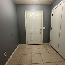 6928 Woodlake Dr in Oklahoma City, OK - Building Photo - Building Photo
