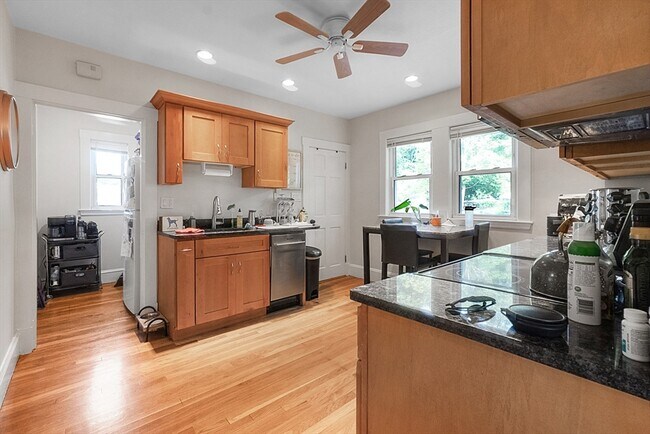 39 McDonald St in Quincy, MA - Building Photo - Building Photo