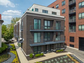 40 West in Columbus, OH - Building Photo