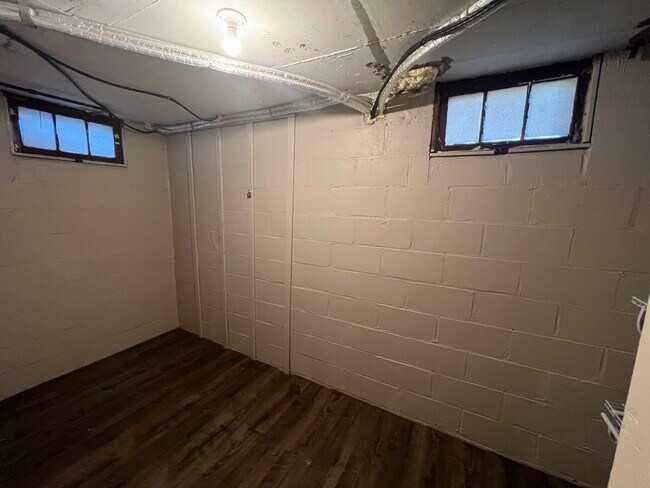 39 Snow St, Unit 1 in Boston, MA - Building Photo - Building Photo