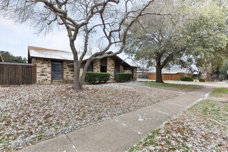 7201 Hardwood Trail in Dallas, TX - Building Photo - Building Photo