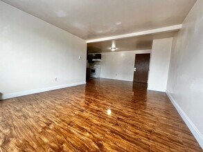 1005 Robertson St in Fort Collins, CO - Building Photo - Building Photo