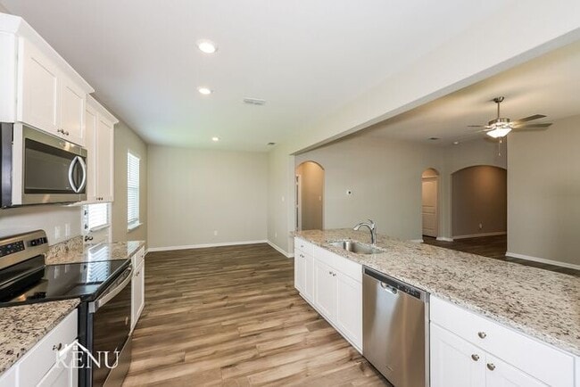 2028 Hialeah Dr in Seagoville, TX - Building Photo - Building Photo