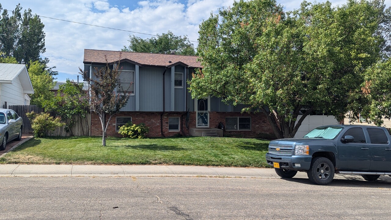 376 Oleander St in Casper, WY - Building Photo