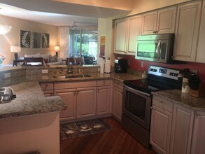 5055 Cedar Springs Dr in Naples, FL - Building Photo - Building Photo