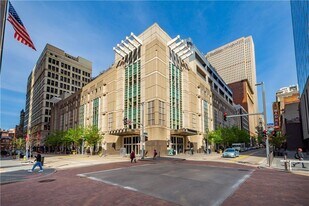 301 Fifth Ave in Pittsburgh, PA - Building Photo