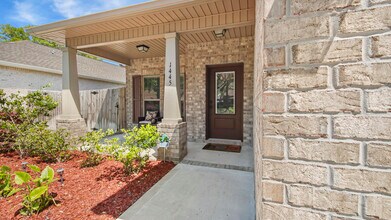 1445 Hickory St in Niceville, FL - Building Photo - Building Photo