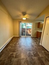 18715 NW Shadow Ln in Portland, OR - Building Photo - Building Photo