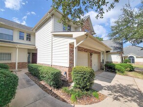 2015 Grand Terrace in Sugar Land, TX - Building Photo - Building Photo