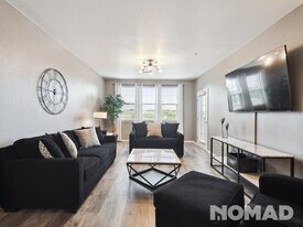 15460 Canyon Gulch Ln in Englewood, CO - Building Photo