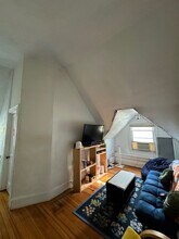 5601 Wilkins Ave in Pittsburgh, PA - Foto de edificio - Building Photo