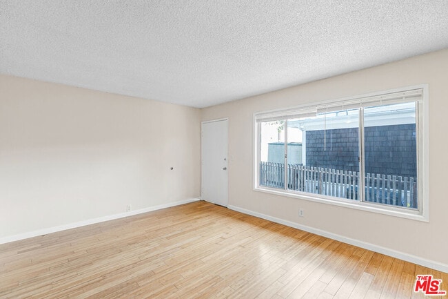 2435 2nd St in Santa Monica, CA - Building Photo - Building Photo