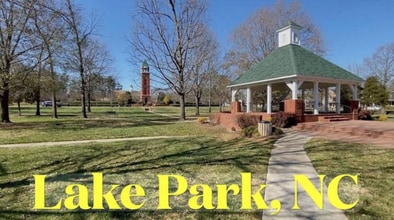 6200 Trevor Simpson Dr in Indian Trail, NC - Foto de edificio - Building Photo