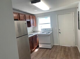 1006 W 25th St in Jacksonville, FL - Building Photo