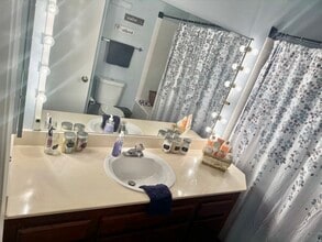 7255 Navajo Rd, Unit C200 Furnished Room in San Diego, CA - Building Photo - Building Photo