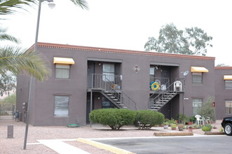 1225-1231 E Milton Rd in Tucson, AZ - Building Photo - Building Photo