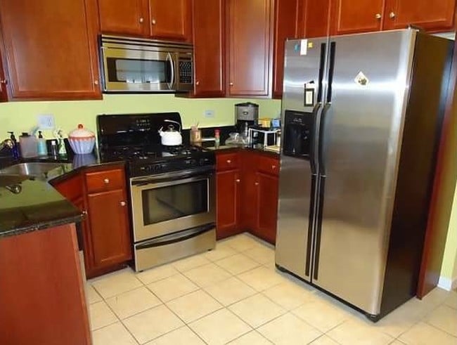 property at 1515 W Pratt Blvd